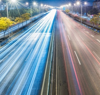 Превью новости Принимали участие в окрашивание МКАД