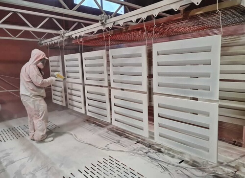 Покраска изделий из оцинкованной стали